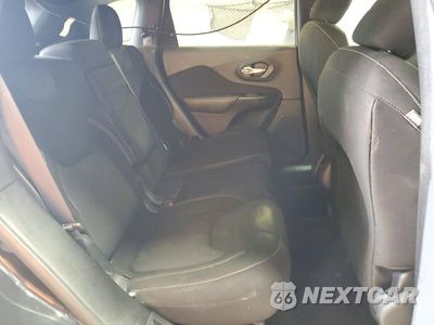Zdjęcie 10 z 13 samochodu: 2015 JEEP CHEROKEE LATITUDE VIN:1C4PJMCBXFW792969 - miniatura