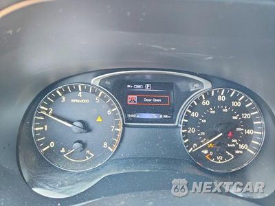 Zdjęcie 9 z 13 samochodu: 2020 NISSAN PATHFINDER SV VIN:5N1DR2BM3LC592799 - miniatura