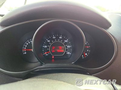 Zdjęcie 9 z 13 samochodu: 2015 KIA SOUL BASE VIN:KNDJN2A27F7133419 - miniatura