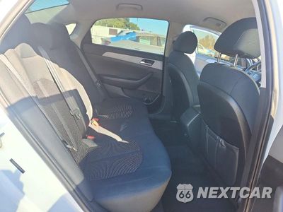Zdjęcie 10 z 13 samochodu: 2019 HYUNDAI SONATA SE VIN:5NPE24AF3KH788613 - miniatura
