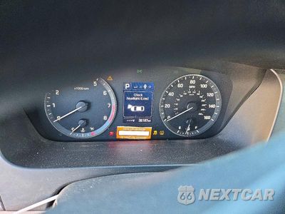 Zdjęcie 9 z 12 samochodu: 2017 HYUNDAI SONATA SPORT VIN:5NPE34AF7HH501036 - miniatura