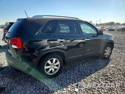Trzecie zdjęcie samochodu z tyłu: 2013 KIA SORENTO LX VIN:5XYKT3A6XDG381747 - miniatura
