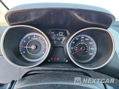 Zdjęcie 9 z 12 samochodu: 2013 HYUNDAI ELANTRA COUPE GS VIN:KMHDH6AE6DU016768 - miniatura