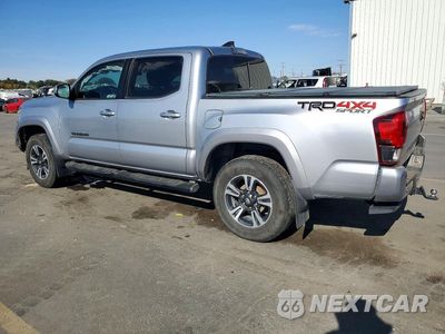 Drugie zdjęcie samochodu z przodu: 2018 TOYOTA TACOMA TRD SPORT VIN:3TMCZ5AN1JM169727 - miniatura