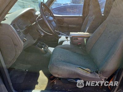 Zdjęcie 7 z 12 samochodu: 2000 FORD RANGER SUPER CAB VIN:1FTYR14V4YPA16144 - miniatura