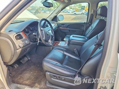 Zdjęcie 7 z 13 samochodu: 2012 CHEVROLET TAHOE K1500 LTZ VIN:1GNSKCE01CR263781 - miniatura