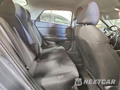 Zdjęcie 10 z 12 samochodu: 2023 HYUNDAI ELANTRA SEL VIN:KMHLS4AG4PU578210 - miniatura