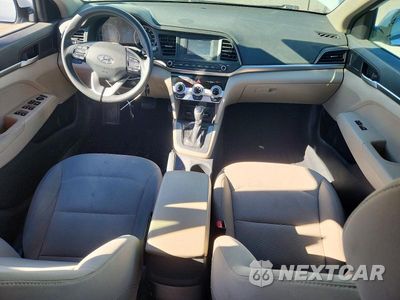 Zdjęcie 8 z 12 samochodu: 2019 HYUNDAI ELANTRA SE VIN:5NPD74LF5KH496097 - miniatura