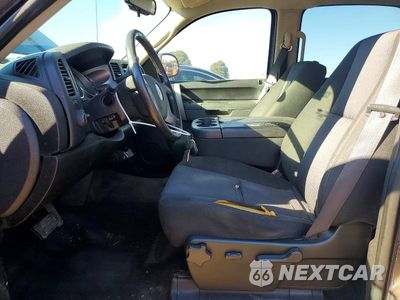 Zdjęcie 7 z 12 samochodu: 2011 CHEVROLET SILVERADO C1500 LT VIN:3GCPCSE07BG140877 - miniatura
