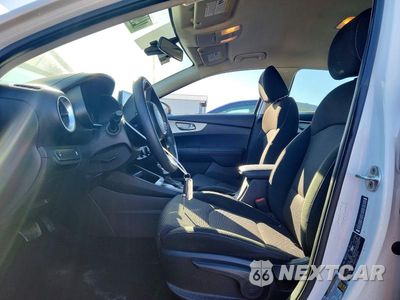Zdjęcie 7 z 13 samochodu: 2023 KIA FORTE LXS VIN:3KPF24AD6PE578019 - miniatura