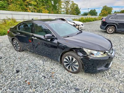 Czwarte zdjęcie samochodu z boku: 2015 HONDA ACCORD HYBRID EXL VIN:1HGCR6F51FA006502 - miniatura