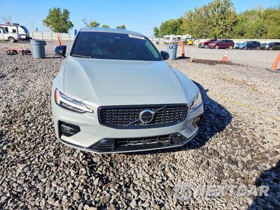 Piąte zdjęcie samochodu w środku: 2024 VOLVO S60 ULTIMATE VIN:7JRL12TM9RG294699 - miniatura
