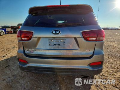 Zdjęcie 6 z 13 samochodu: 2019 KIA SORENTO LX VIN:5XYPG4A37KG508330 - miniatura