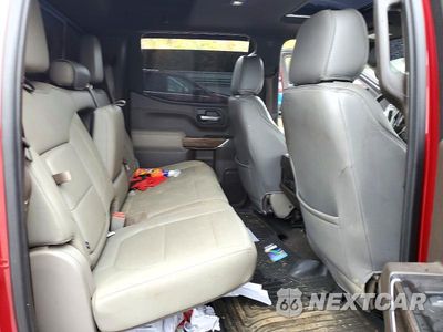 Zdjęcie 10 z 12 samochodu: 2020 CHEVROLET SILVERADO K1500 RST VIN:1GCUYEET4LZ317614 - miniatura
