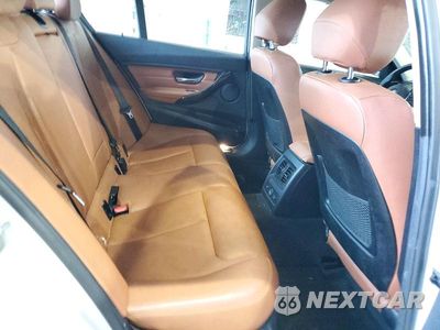 Zdjęcie 10 z 12 samochodu: 2015 BMW 328 XI VIN:WBA3B3C57FJ983503 - miniatura