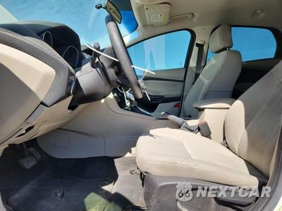 Zdjęcie 7 z 12 samochodu: 2015 FORD FOCUS SE VIN:1FADP3K21FL329316 - miniatura