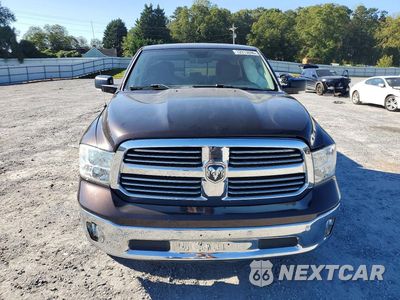 Piąte zdjęcie samochodu w środku: 2017 RAM 1500 SLT VIN:1C6RR6LT7HS550499 - miniatura