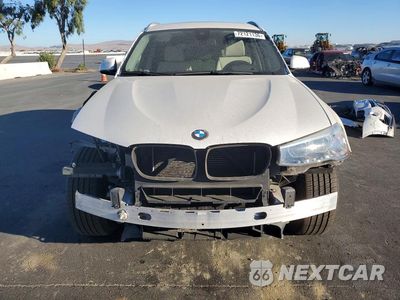 Piąte zdjęcie samochodu w środku: 2016 BMW X3 XDRIVE35I VIN:5UXWX7C50G0S17627 - miniatura
