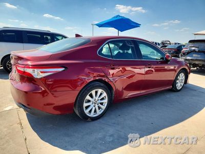 Trzecie zdjęcie samochodu z tyłu: 2020 TOYOTA CAMRY LE VIN:4T1C11AK0LU939593 - miniatura