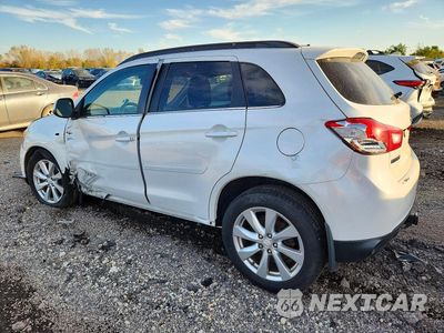 Drugie zdjęcie samochodu z przodu: 2015 MITSUBISHI OUTLANDER MAX 650 VIN:4A4AR4AU7FE052961 - miniatura