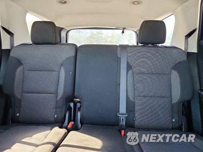 Zdjęcie 10 z 13 samochodu: 2020 CHEVROLET TRAVERSE LS VIN:1GNERFKW6LJ187878 - miniatura