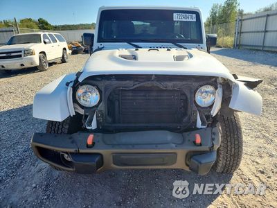 Piąte zdjęcie samochodu w środku: 2016 JEEP WRANGLER UNLIMITED SAHARA VIN:1C4BJWEG9GL328508 - miniatura