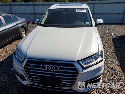 Piąte zdjęcie samochodu w środku: 2017 AUDI Q7 PREMIUM VIN:WA1AHAF76HD043389 - miniatura