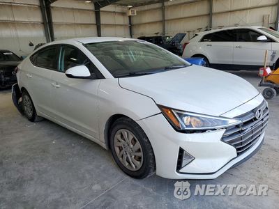 Czwarte zdjęcie samochodu z boku: 2020 HYUNDAI ELANTRA SE VIN:5NPD74LF5LH611251 - miniatura