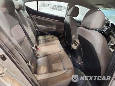 Zdjęcie 10 z 13 samochodu: 2017 HYUNDAI ELANTRA SE VIN:5NPD84LF3HH024714 - miniatura
