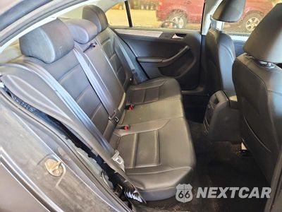 Zdjęcie 10 z 12 samochodu: 2015 VOLKSWAGEN JETTA SE VIN:3VWD07AJ1FM300800 - miniatura