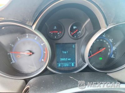 Zdjęcie 9 z 12 samochodu: 2011 CHEVROLET CRUZE LS VIN:1G1PC5SH1B7158016 - miniatura