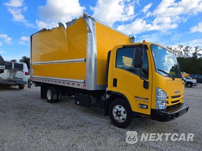 Czwarte zdjęcie samochodu z boku: 2022 ISUZU NPR HD BOX TRUCK VIN:JALC4W16XN7013150 - miniatura