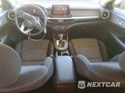 Zdjęcie 8 z 13 samochodu: 2024 KIA FORTE LXS VIN:3KPF24AD9RE768660 - miniatura