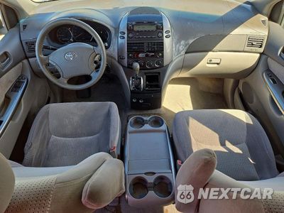 Zdjęcie 8 z 13 samochodu: 2008 TOYOTA SIENNA LE 8-PASSENGER VIN:5TDZK23C48S147112 - miniatura