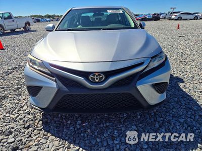 Piąte zdjęcie samochodu w środku: 2020 TOYOTA CAMRY SE VIN:4T1G11AK3LU863093 - miniatura