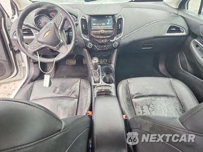Zdjęcie 8 z 12 samochodu: 2018 CHEVROLET CRUZE PREMIER VIN:1G1BF5SM0J7179209 - miniatura