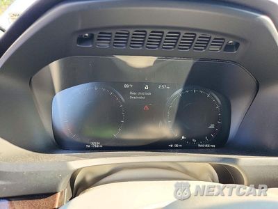 Zdjęcie 9 z 14 samochodu: 2019 VOLVO XC90 T6 MOMENTUM VIN:YV4A22PK4K1478885 - miniatura