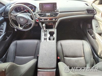 Zdjęcie 8 z 12 samochodu: 2019 HONDA ACCORD LX VIN:1HGCV1F12KA045606 - miniatura