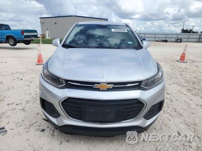 Piąte zdjęcie samochodu w środku: 2018 CHEVROLET TRAX LS VIN:3GNCJKSBXJL410126 - miniatura
