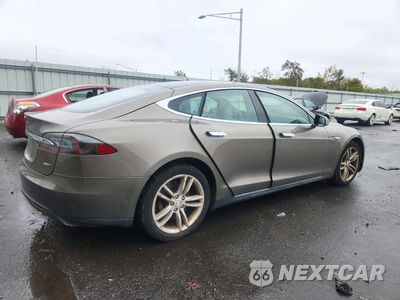 Trzecie zdjęcie samochodu z tyłu: 2015 TESLA MODEL S 90D VIN:5YJSA1V27FF097407 - miniatura