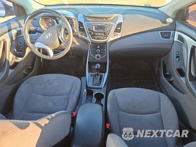 Zdjęcie 8 z 12 samochodu: 2016 HYUNDAI ELANTRA SE VIN:5NPDH4AE1GH711764 - miniatura