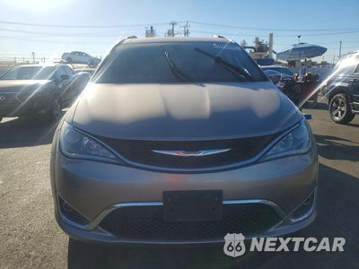 Piąte zdjęcie samochodu w środku: 2017 CHRYSLER PACIFICA LIMITED VIN:2C4RC1GG5HR653156 - miniatura