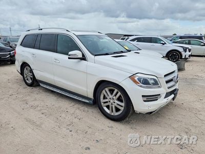Czwarte zdjęcie samochodu z boku: 2015 MERCEDES-BENZ GL 450 4MATIC VIN:4JGDF6EE6FA526154 - miniatura