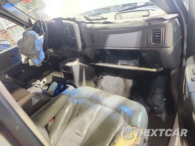 Zdjęcie 8 z 12 samochodu: 1999 CHEVROLET SILVERADO C1500 VIN:1GCEC19T8XZ144594 - miniatura