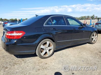 Trzecie zdjęcie samochodu z tyłu: 2010 MERCEDES-BENZ E 350 4MATIC VIN:WDDHF8HB5AA169745 - miniatura