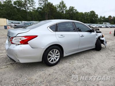 Trzecie zdjęcie samochodu z tyłu: 2016 NISSAN ALTIMA 2.5 S VIN:1N4AL3AP1GC249804 - miniatura