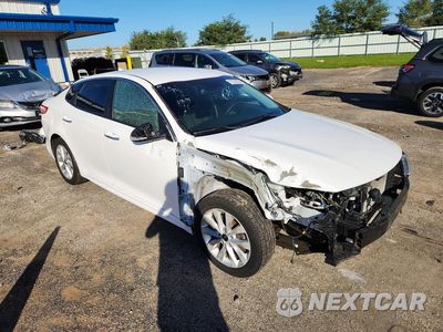 Czwarte zdjęcie samochodu z boku: 2018 KIA OPTIMA LX VIN:5XXGT4L36JG255156 - miniatura