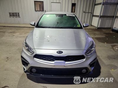 Piąte zdjęcie samochodu w środku: 2020 KIA FORTE LXS VIN:3KPF24AD0LE155074 - miniatura
