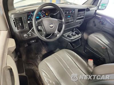 Zdjęcie 8 z 13 samochodu: 2008 CHEVROLET EXPRESS 2500 DELIVERY VAN VIN:1GCGG25C181217264 - miniatura