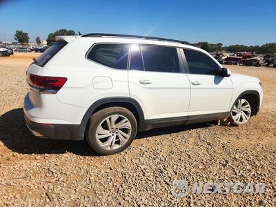Trzecie zdjęcie samochodu z tyłu: 2021 VOLKSWAGEN ATLAS SE VIN:1V2JR2CA6MC546153 - miniatura